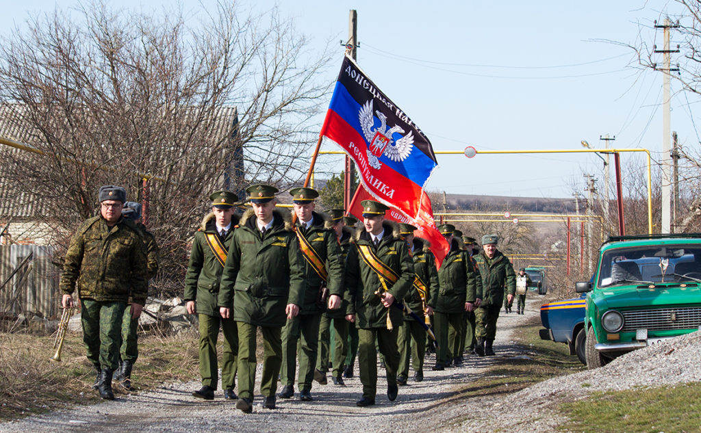 В ДНР объявили всеобщую мобилизацию. Кого это касается ㅡ указ (фото)