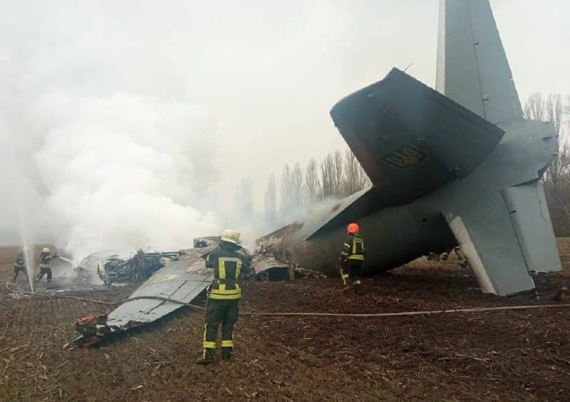 На Київщині впав військовий літак ЗСУ, загинули 5 захисників, — поліція