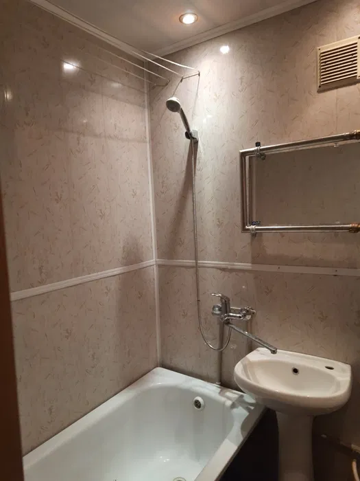 ванная в арендованной квартире в Бахмуте