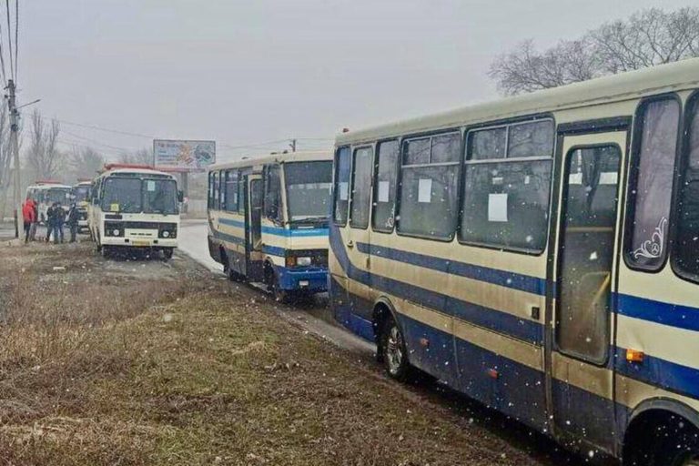 Через можливі провокації 28 березня гуманітарні коридори не відкриють