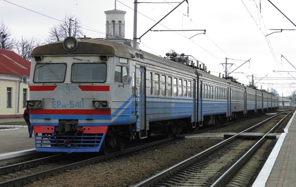 Как курсируют электрички Донецкой железной дороги 4 марта (направления)