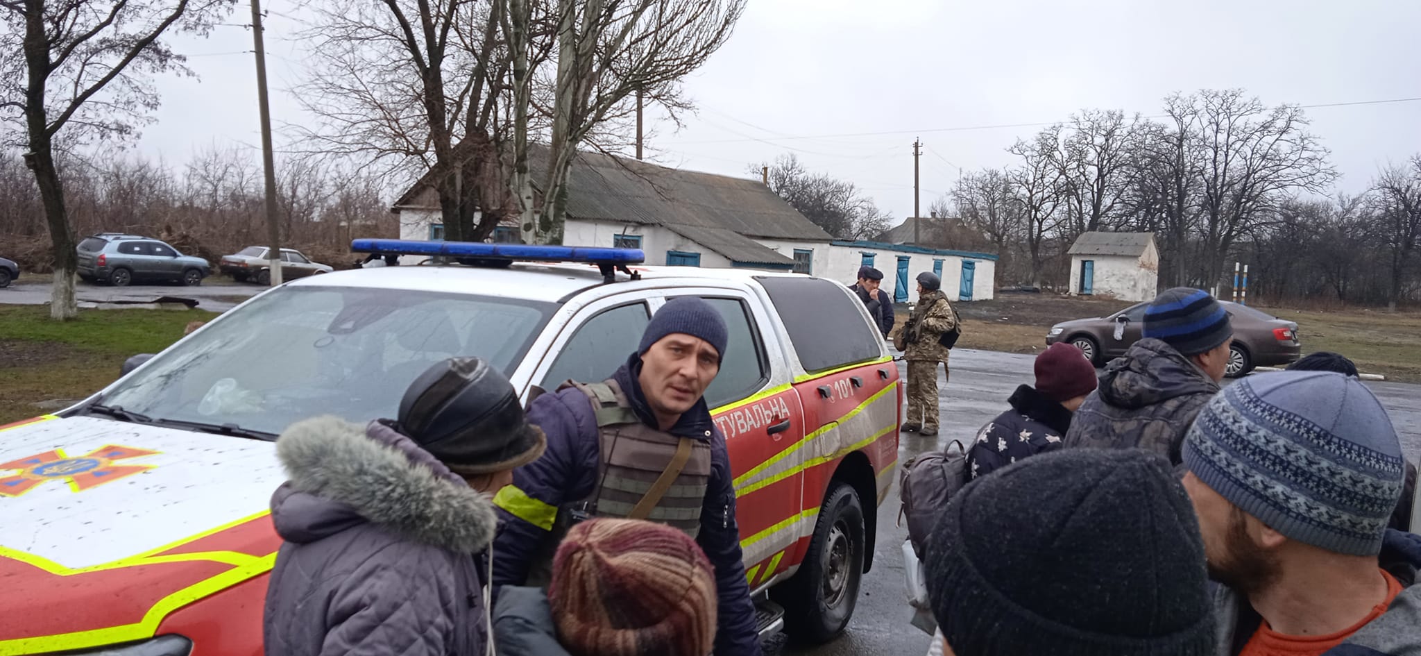 Ще близько 100 людей вдалося евакуювати з Волновахи, де не вщухають обстріли з артилерії (імена) 8