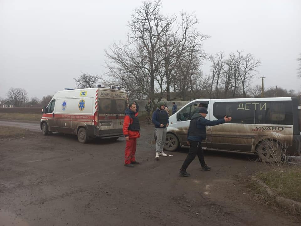 200 человек были эвакуированы из Волновахи, где уже несколько дней не утихают активные бои 4