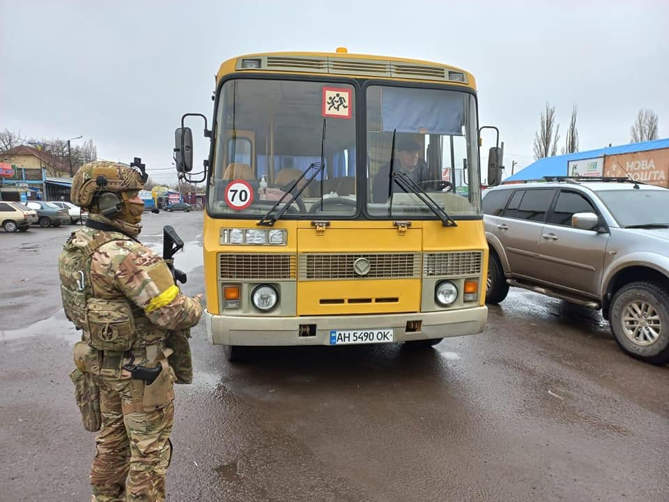 200 человек были эвакуированы из Волновахи, где уже несколько дней не утихают активные бои 1