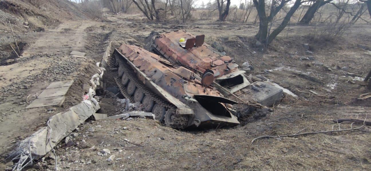 Война в Украине, день 18-й: гуманитарная колонна до Мариуполя не доехала, эвакуационные поезда с Донетчины отменили 18