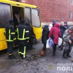 Ще близько 100 людей вдалося евакуювати з Волновахи, де не вщухають обстріли з артилерії (імена)