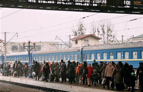 Эвакуация из Донбасса: на 17 апреля с востока Украины запланирован 1 поезд