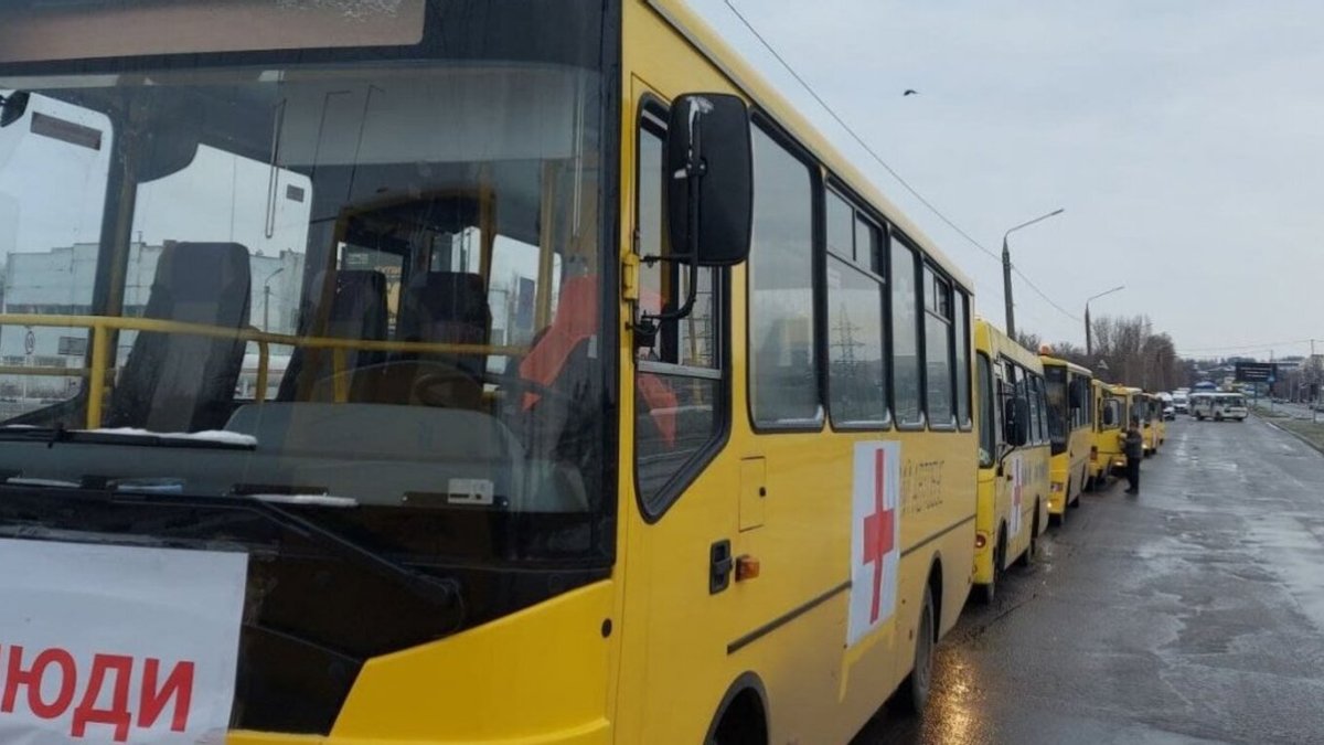 Гуманітарний коридор з Маріуполя та Волновахи