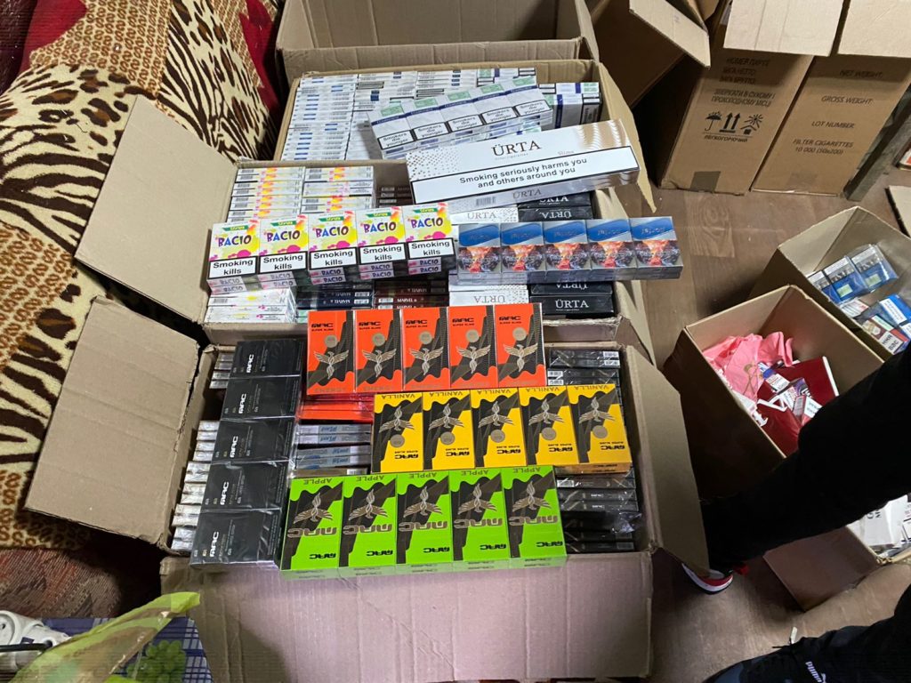 350 тысяч пачек конфискованных сигарет из Краматорска передали военным ВСУ