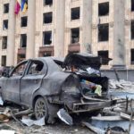 Російські окупанти вдарили по центру Харкова з ракет. Є постраждалі (ВІДЕО)