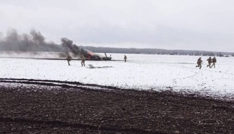 ЗСУ збили гелікоптер, який прилетів за пілотом збитого у Волновасі літака, — радник міністра МВС