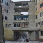Российские оккупанты обстреляли Рубежное в Луганской области. Погибла мирная женщина