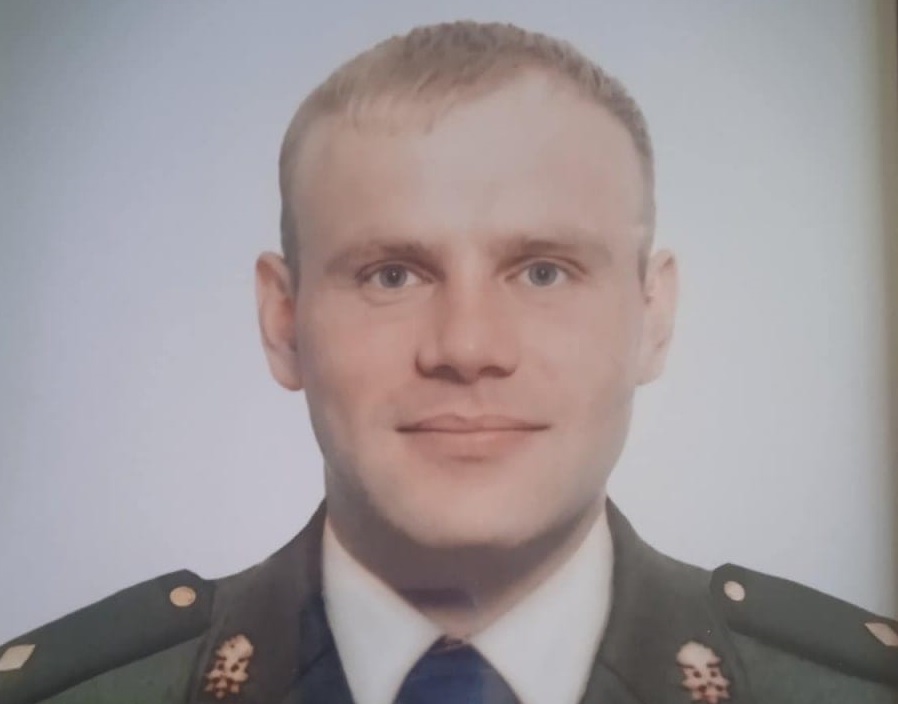 Загинув за Україну. Вшановуємо хвилиною мовчання майора Національної гвардії України Романа Собківа