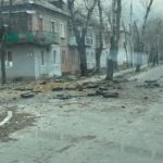 У Сєвєродонецьку горять 10 багатоповерхівок після обстрілу російських загарбників