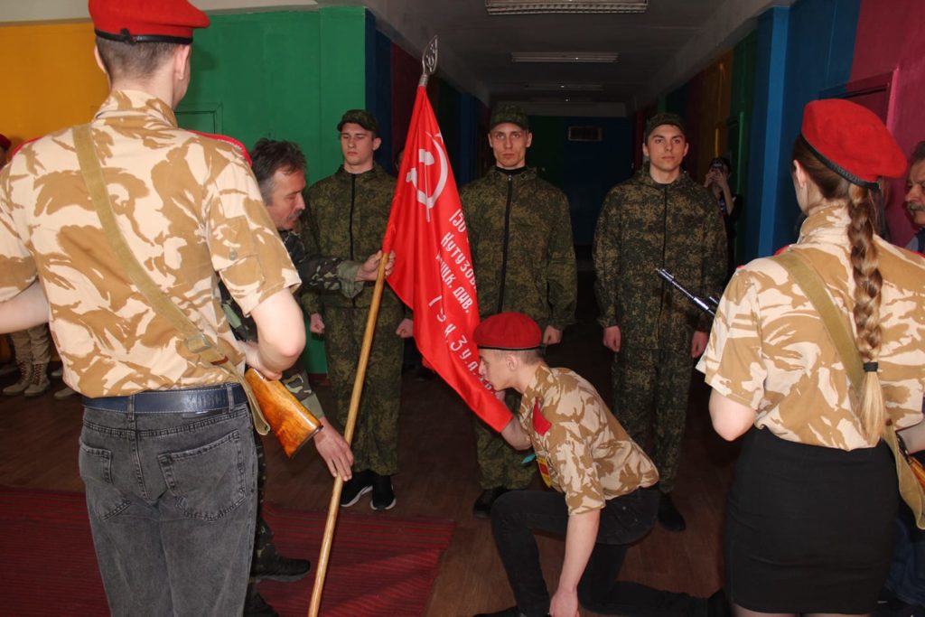 Загарбники планують створити кадетські корпуси для дітей на окупованій частині Луганщини, — омбудсмен