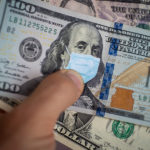 В Україні знову можна купувати готівку в іноземній валюті у банках