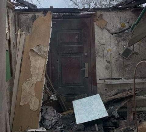 2 загиблих, 2 поранених: Золоте на Луганщині обстріляли з артилерії