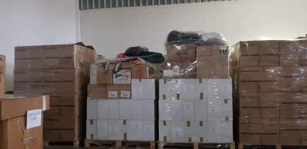 В Мариуполе гуманитарную помощь будут выдавать только детям (ФОТО)