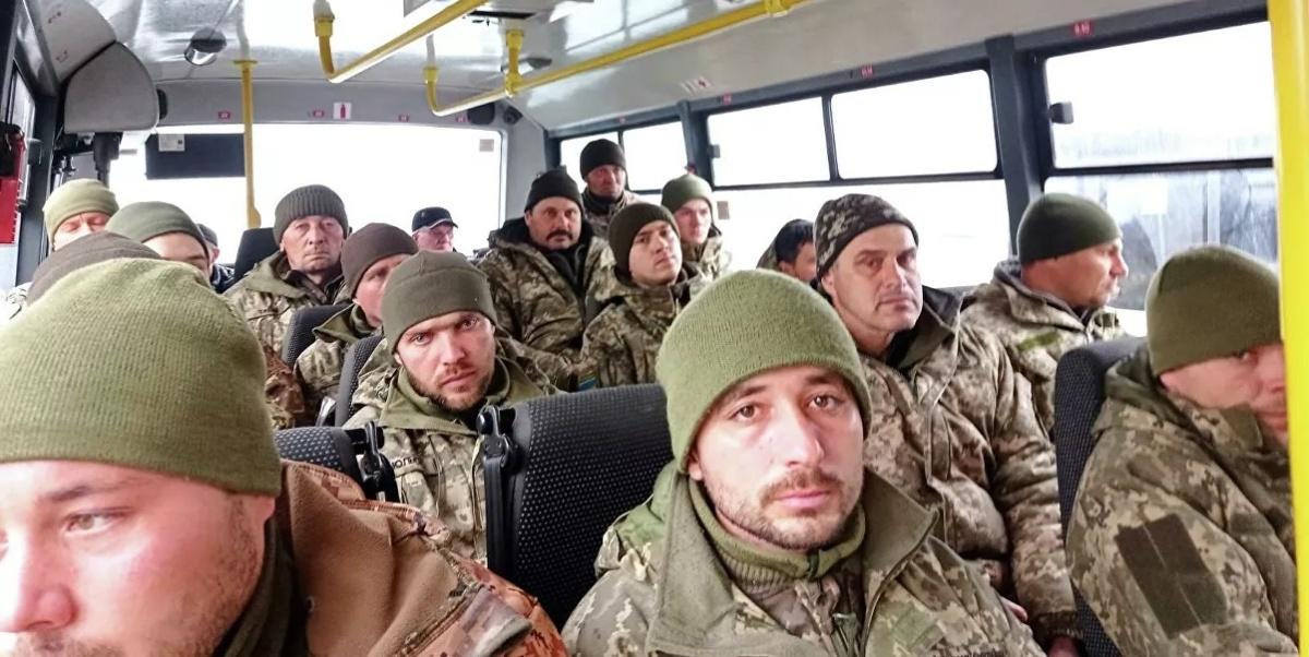 українські військовополонені з острову Зміїний у російському полоні