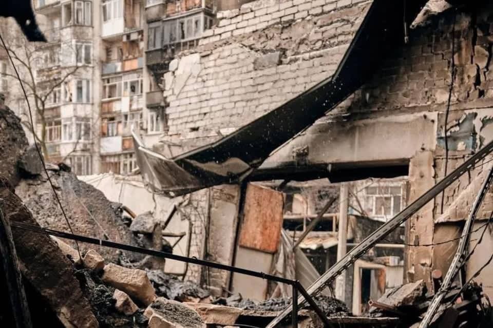 Северодонецк разрушен на 70%, но там еще остаются около 20 тысяч человек, — глава Луганской области