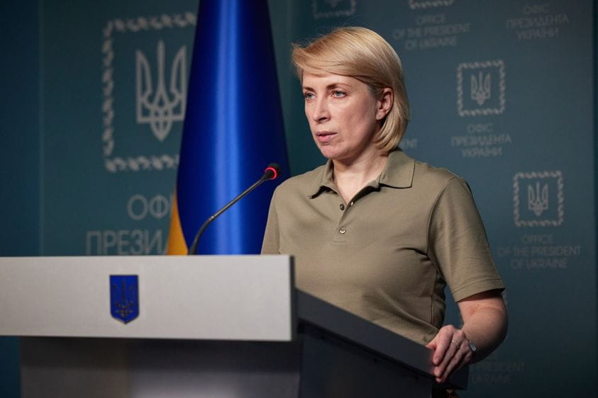 Україна намагається обміняти 38 важкопоранених “азовців” з “Азовсталі” на полонених росіян