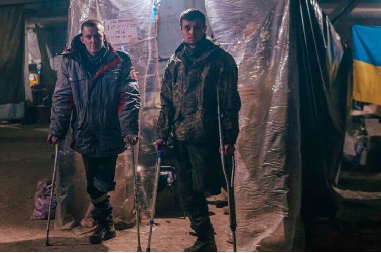 Около 200 украинских военных, вышедших из “Азовстали”, россияне доставили в тюрем, – источники оккупантов