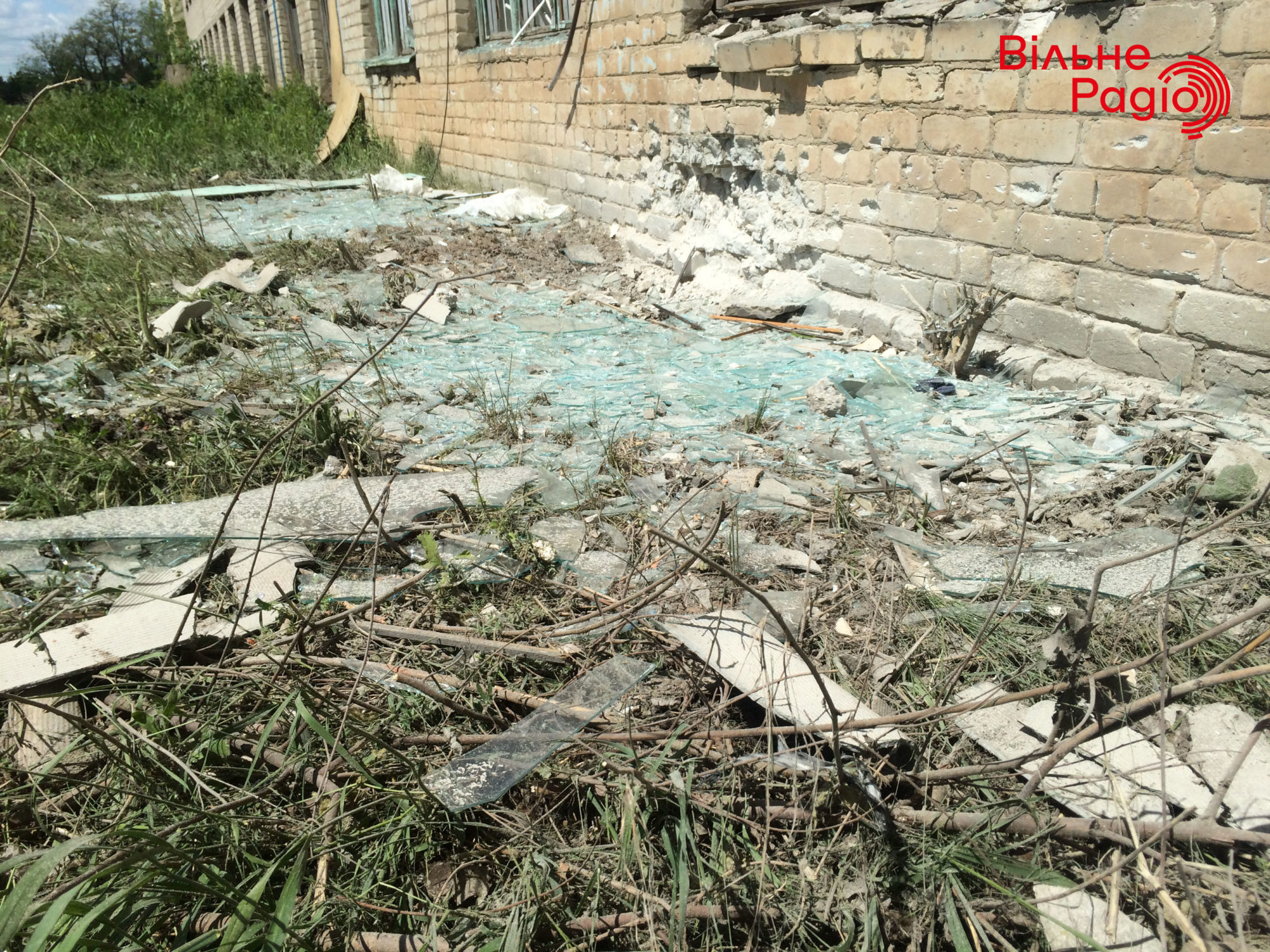 Очередной удар по Бахмуту: россияне обстреляли мечеть, часть города осталась без света, ТВ и радио (ФОТО, ВИДЕО) 28