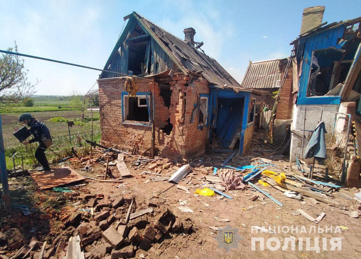 За добу від рук окупантів загинули 12 мешканців Донеччини. Ще 7 поранені, — поліція (ФОТО) 4