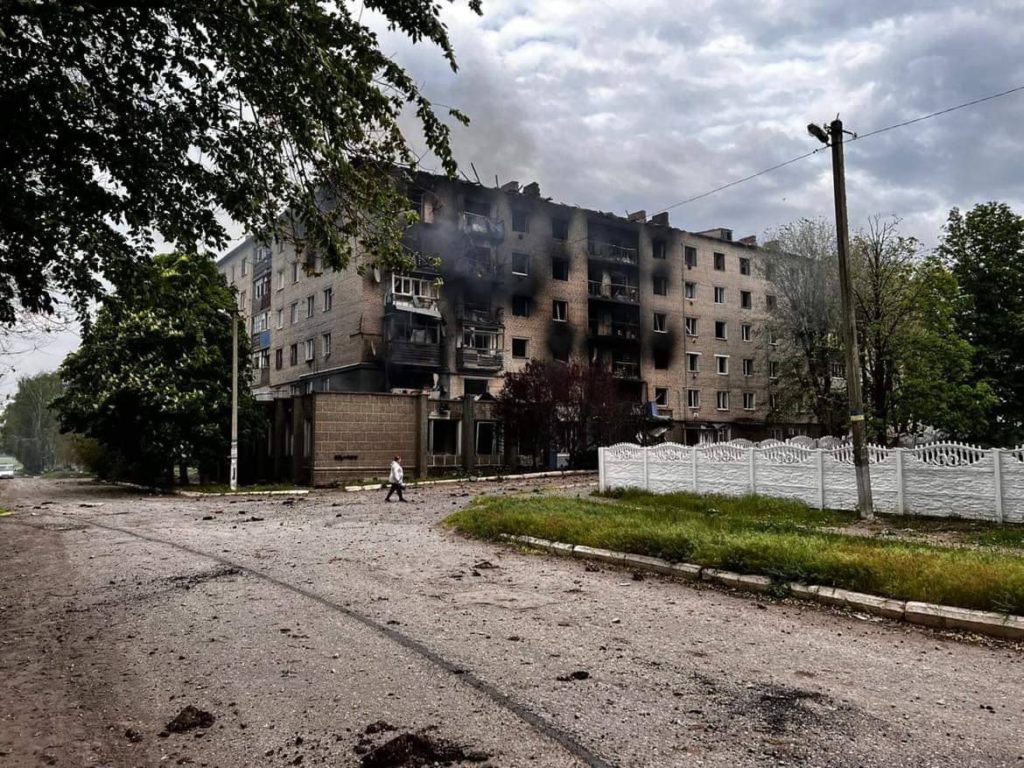 За сутки россияне обстреляли 14 населенных пунктов Донетчины с воздуха и земли. Есть погибший (ФОТО)