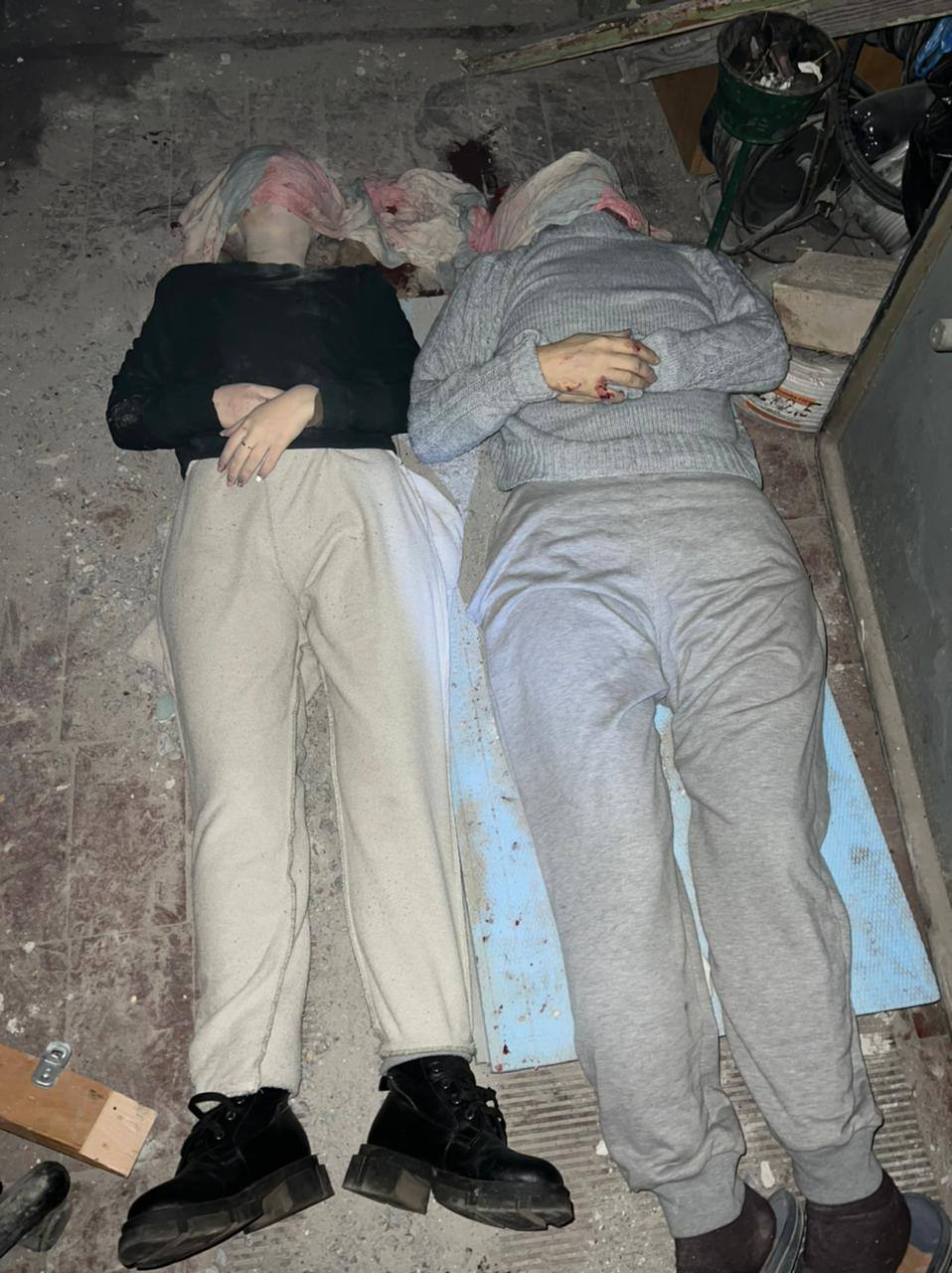 В Мариуполе две женщины погибли при обстреле росиянами Азовстали