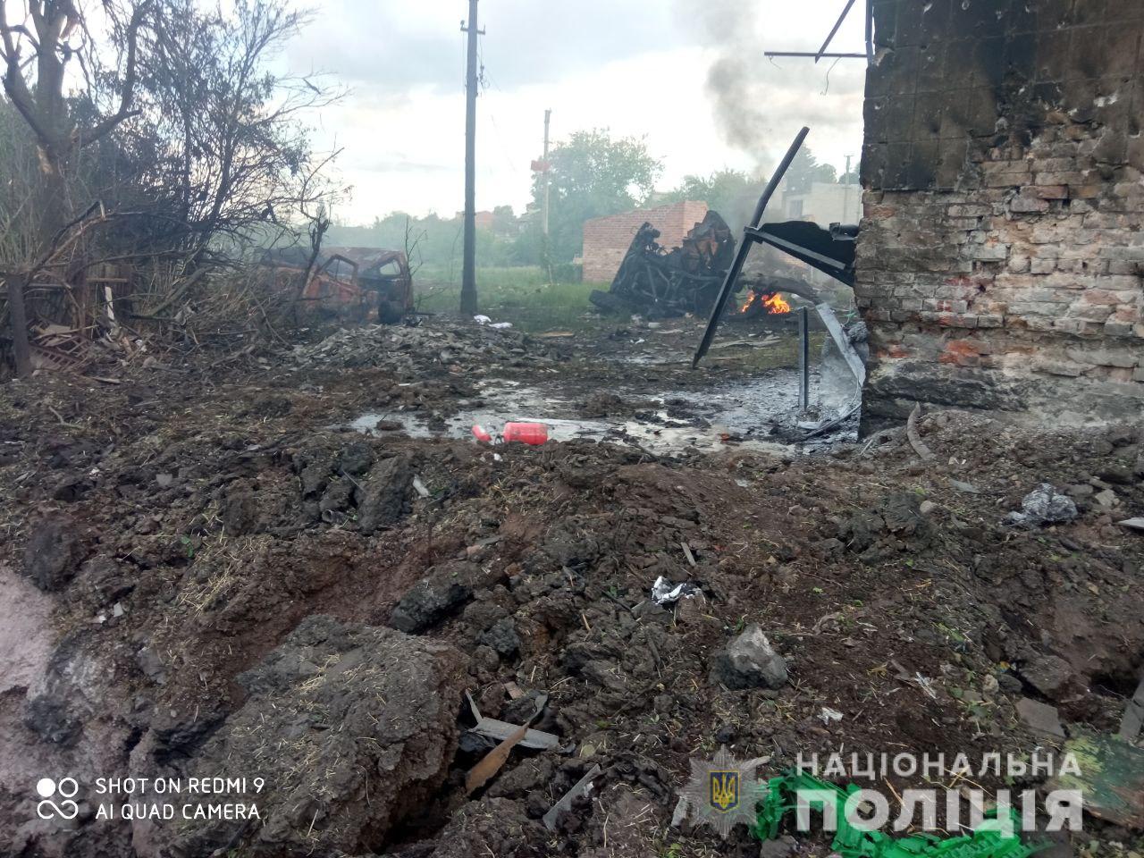 Россияне обстреляли Донетчину авиабомбами, ракетами, “Градами” и “Смерчами”. 6 человек погибли 4