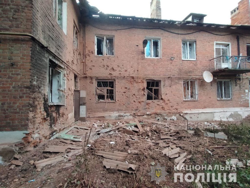 За сутки на Донетчине оккупанты разбомбили почти 20 домов, — полиция (ФОТО)