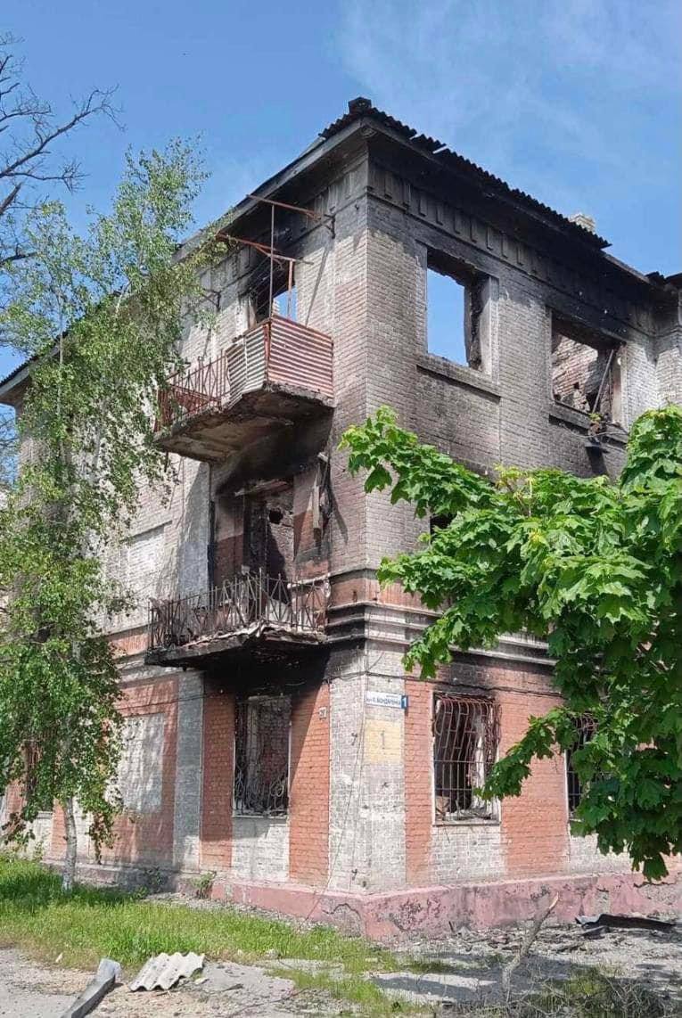 зруйнований будинок Луганщини