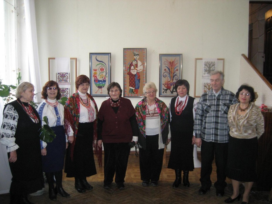 виставка Людмили Огнєвої у Донецьку