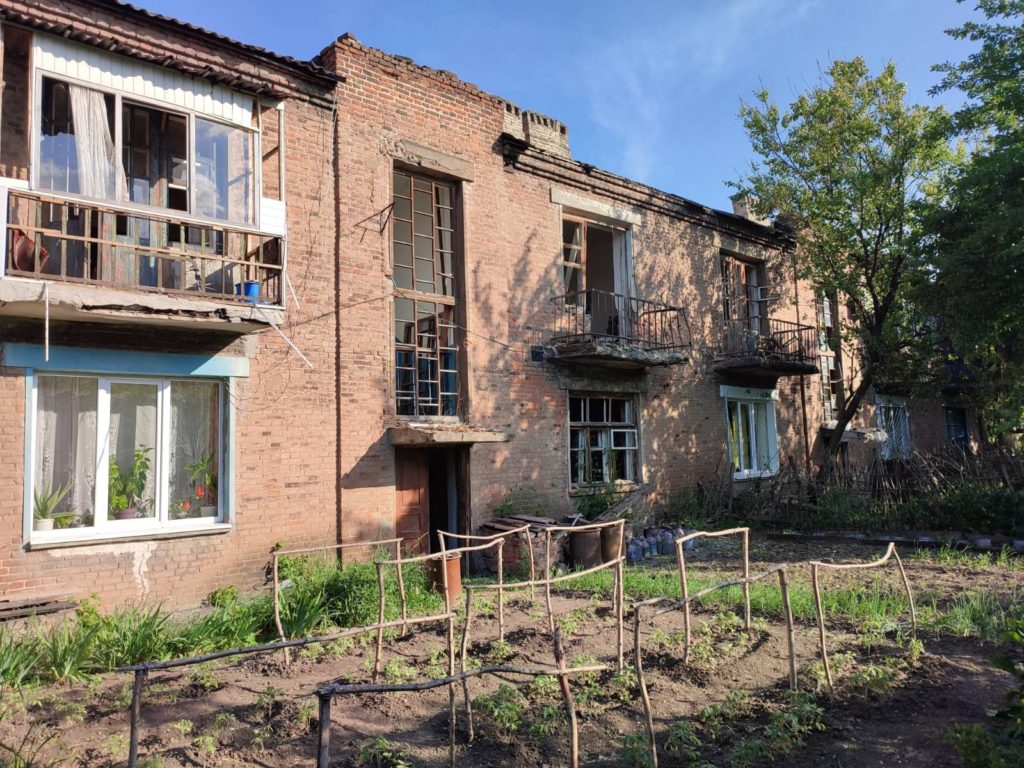 6 червня росіяни обстріляли житлові квартали Часів Яра. У мерії розповіли про постраждалих (ФОТО))