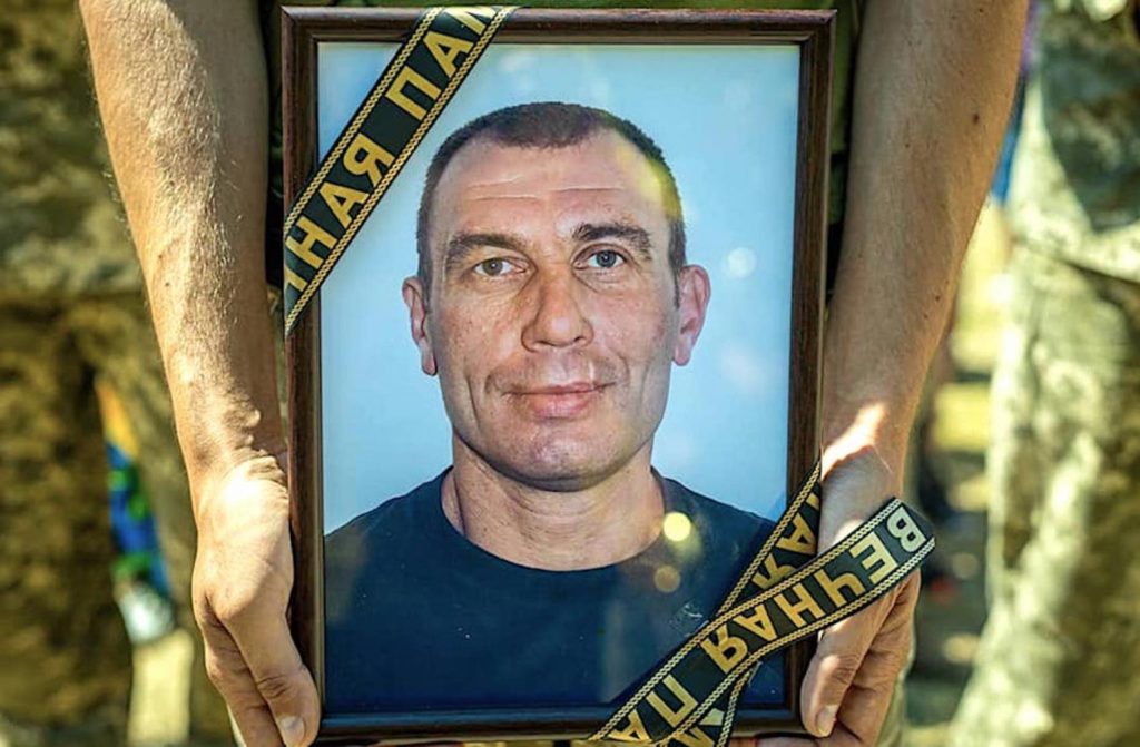 Загинув за Україну. Вшановуємо хвилиною мовчання бійця 93 ОМБр Сергія Компанійця 