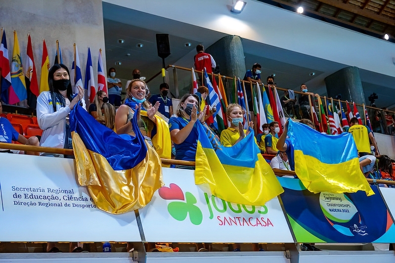 Пловец из Славянска на международных соревнованиях принес Украине 6 наград и установил 2 рекорда 1