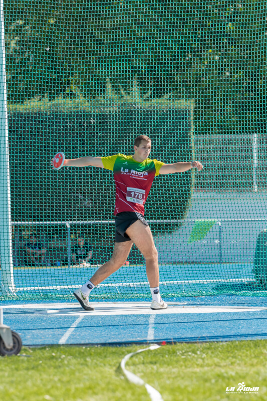 Легкоатлет из Дружковки стал лучшим на международном турнире U18 по метанию диска