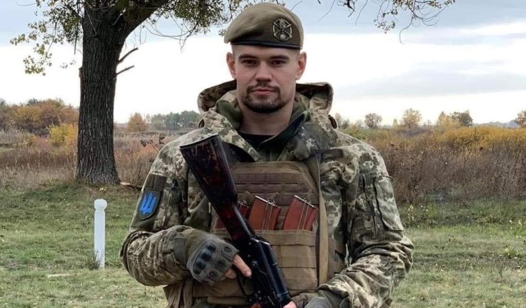Хвилина мовчання. Вшануймо військового з Луганська Едуарда Трепільченка