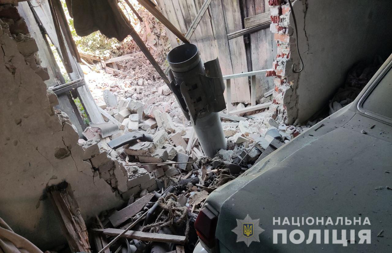 Оккупанты 21 июня били по 18 городам и селам Донецкой области. Среди раненых есть дети 4