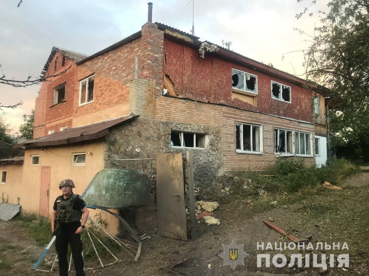 22 травня росіяни пошкодили 18 будинків на Донеччині. Під вогнем опинились 14 міст і селищ 3