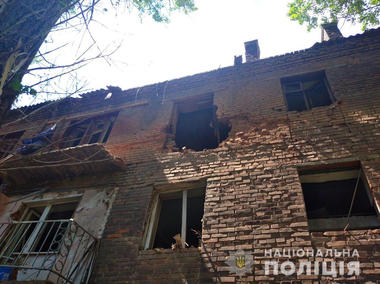 За добу окупанти обстріляли 10 населених пунктів Донеччини: загинули 2 мирних мешканців, є поранені