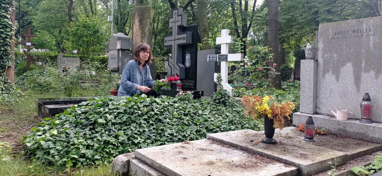 могила Никиты Шаповала в Праге