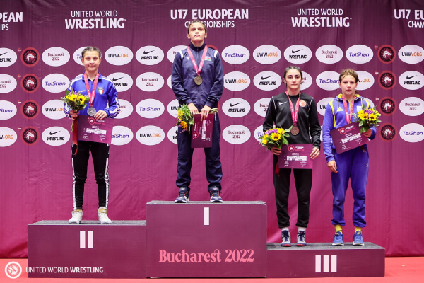 Бахмутські борчині здобули золоту та бронзову медалі на чемпіонаті Європи в Румунії 4