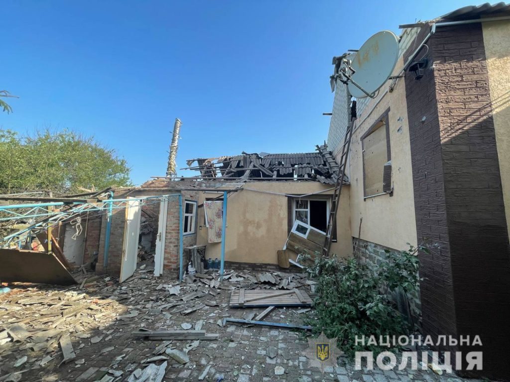 Через обстріли росіян пошкоджена Святогірська лавра та ще 23 цивільні об’єкти Донеччини, — поліція
