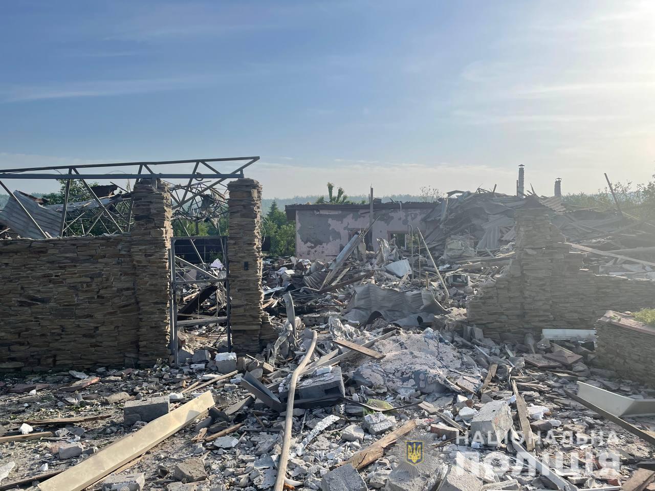 Из-за обстрелов россиян повреждена Святогорская лавра и еще 23 гражданских объекта Донецкой области, — полиция 2