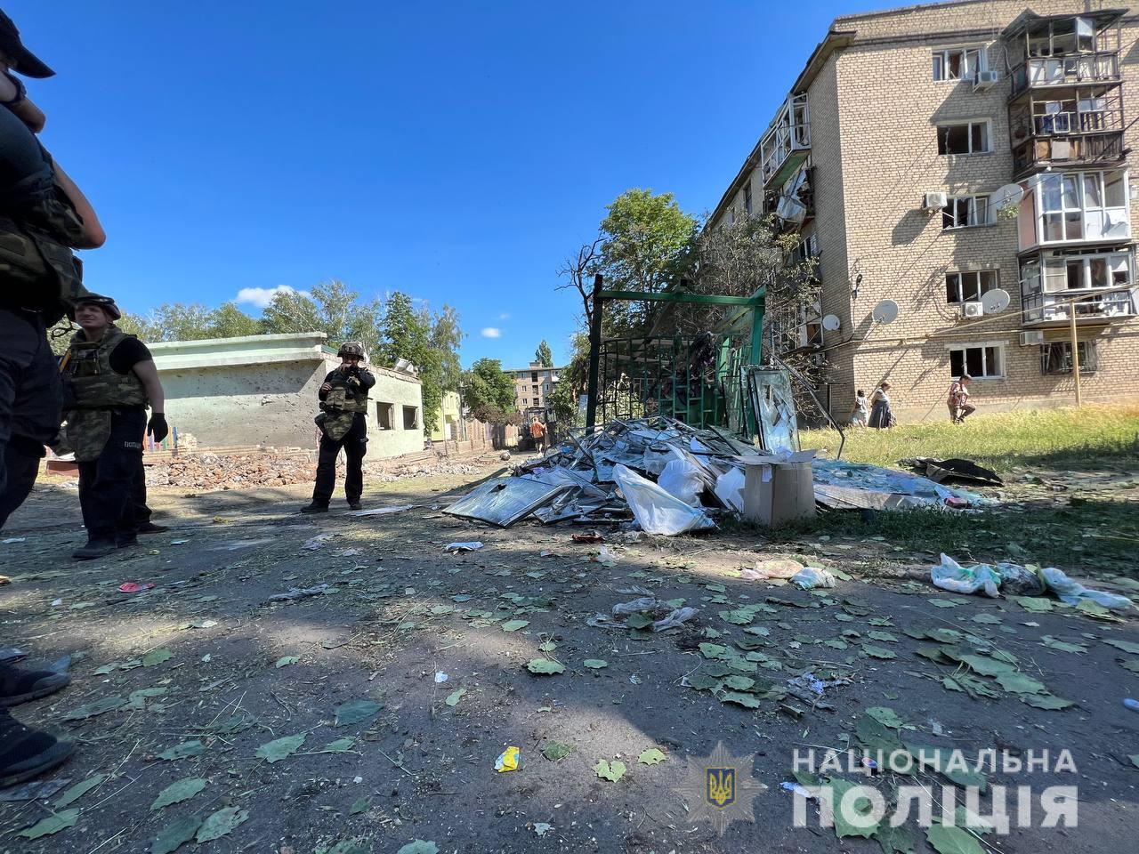 4 погибших, 7 раненых: за сутки под прицелом россиян оказались 15 городов и поселков Донецкой области 5