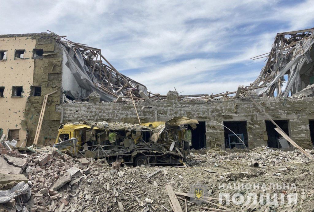 15 атак і 3 загиблих цивільних: де стріляли загарбники на Донеччині та яка військова ситуація в регіоні