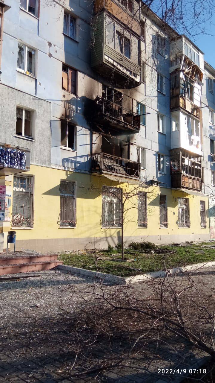 знищена багатоповерхівка в Луганській області