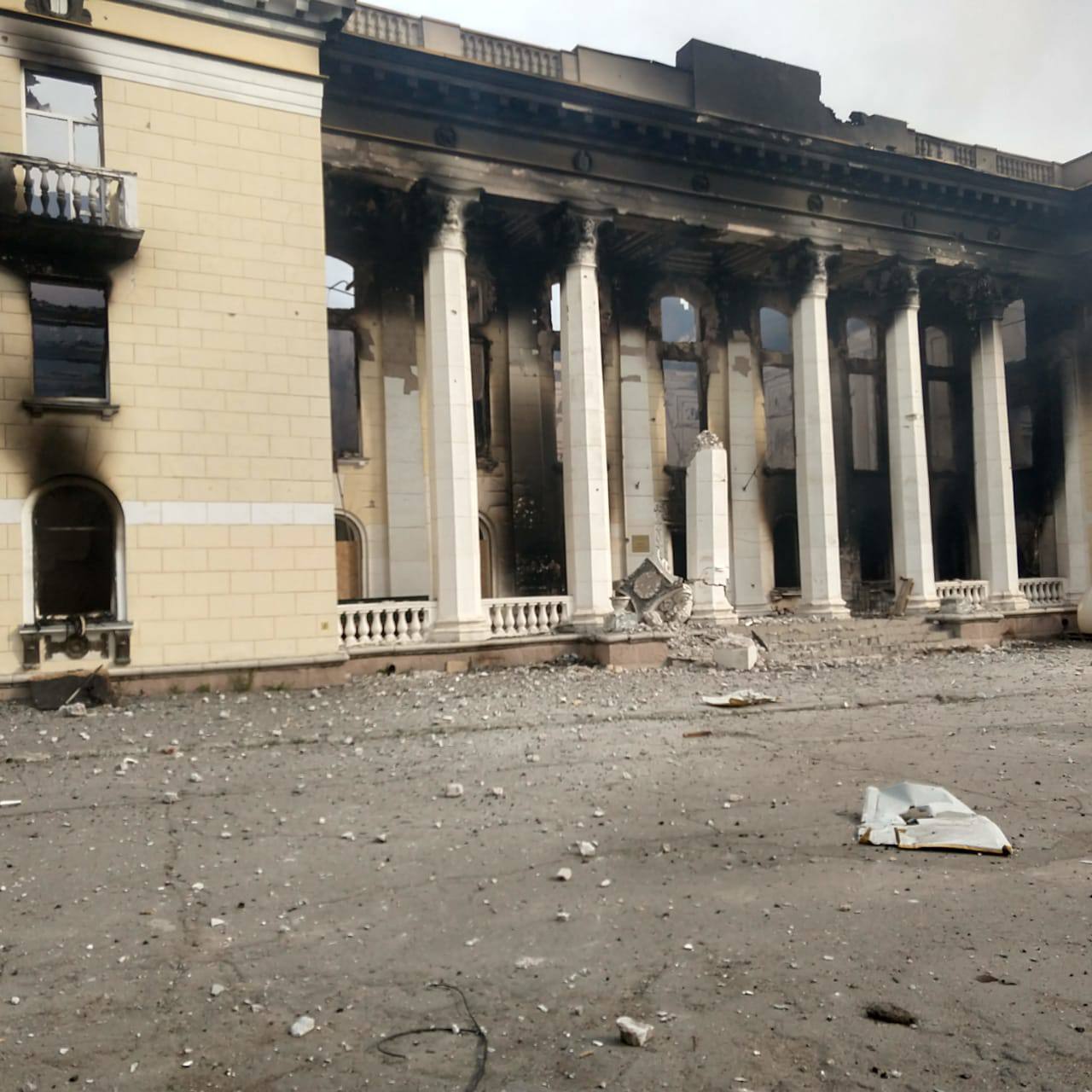 знищений гуманітарний штаб в Лисичанську